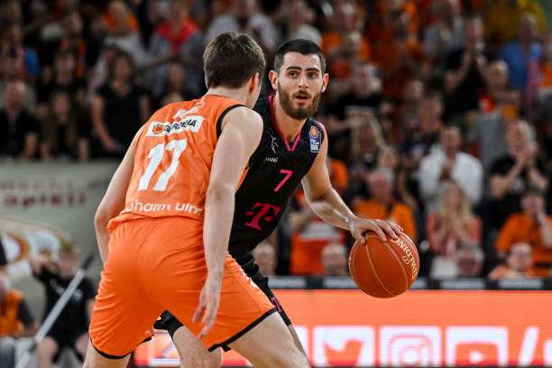 上的战术决 上的战术决